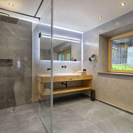 Sporerhof Dolomitenlogen Apartment Obergaimberg