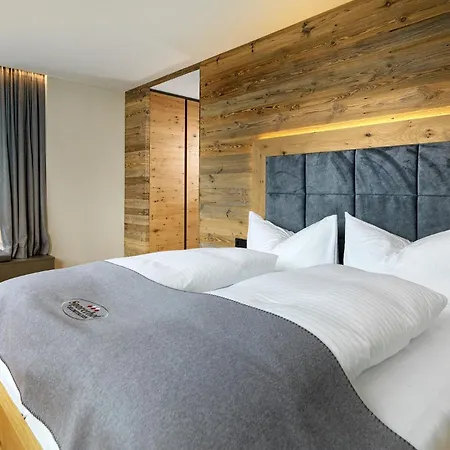 Sporerhof Dolomitenlogen * Obergaimberg